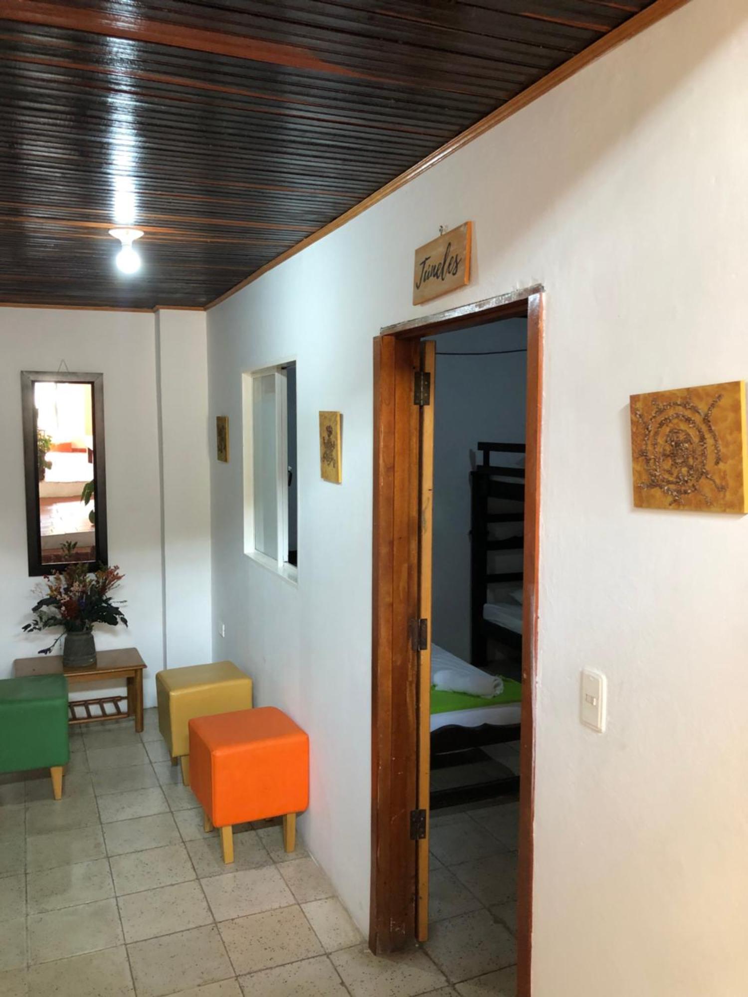 Hospedaje Los Capuchinos Socorro Luaran gambar