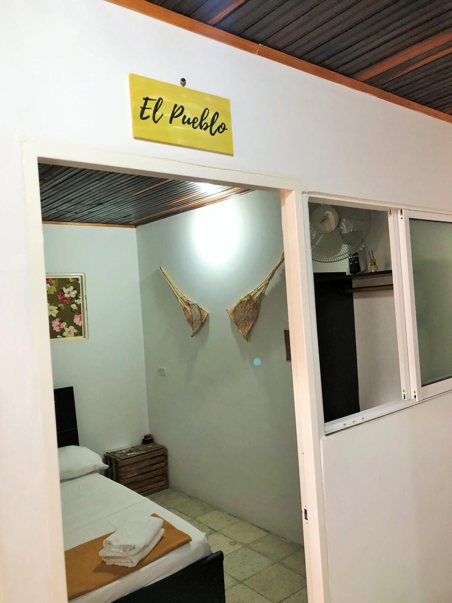 Hospedaje Los Capuchinos Socorro Luaran gambar